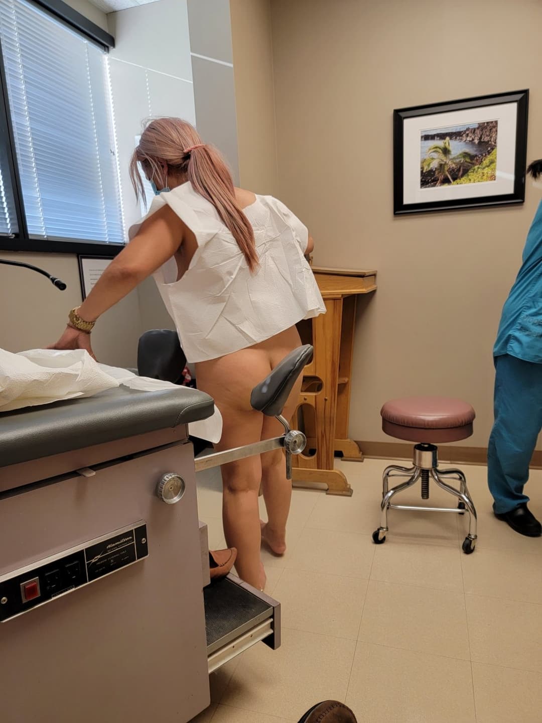 Slut visiting the clinic