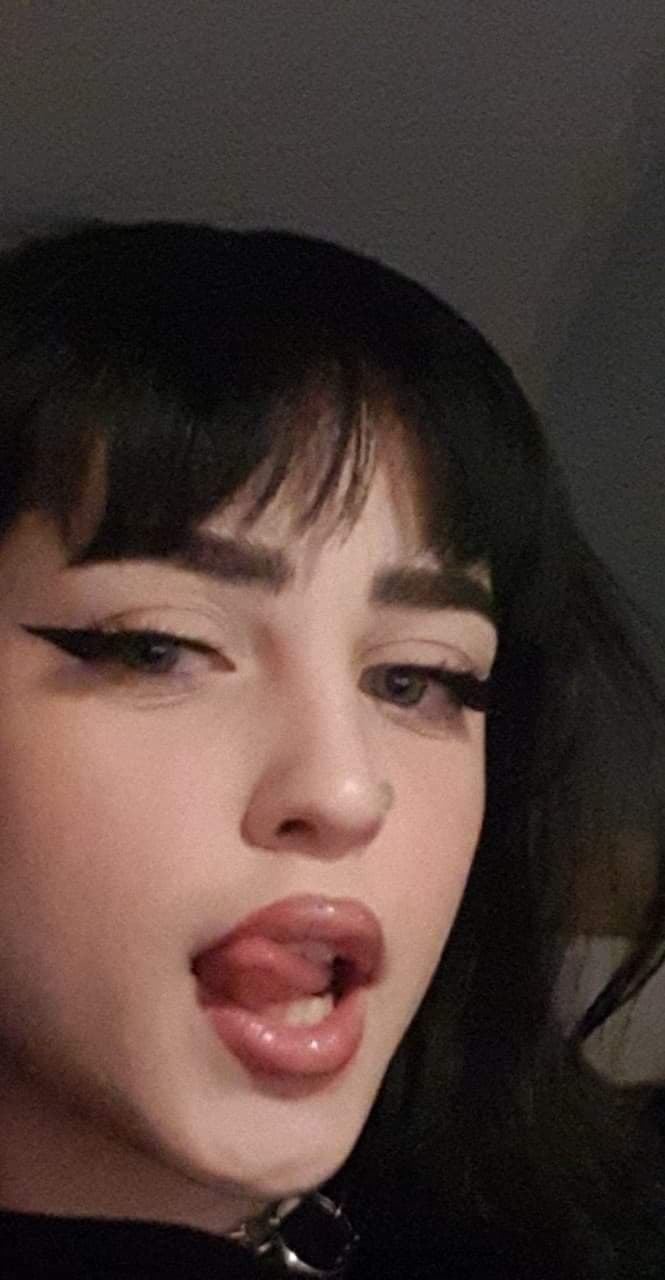 18yo Alternative Goth Skinny Teen with Big Ass