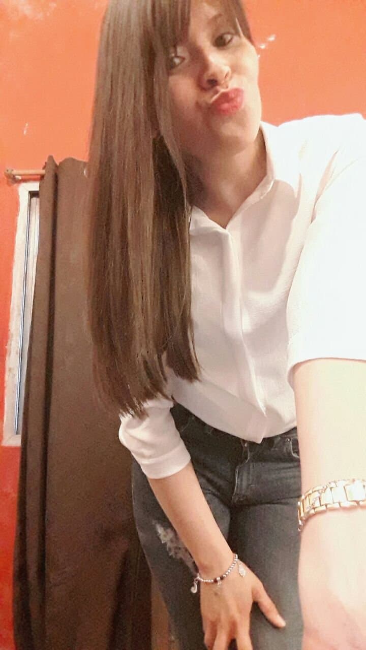 Argentina Naty bravo Mucama Puta en el trabajo