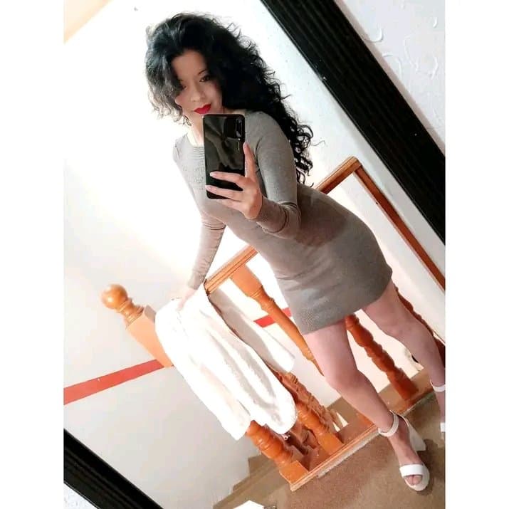 Vendedora mexicana sexi de Elektra