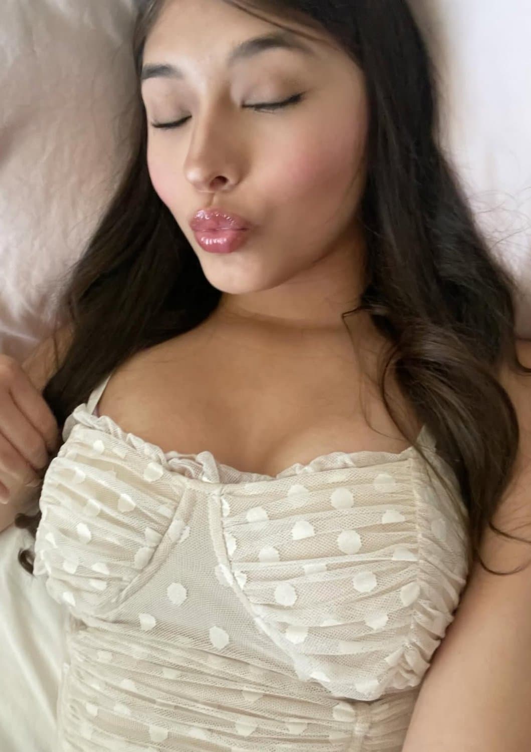 Jewels irl sexy Latina