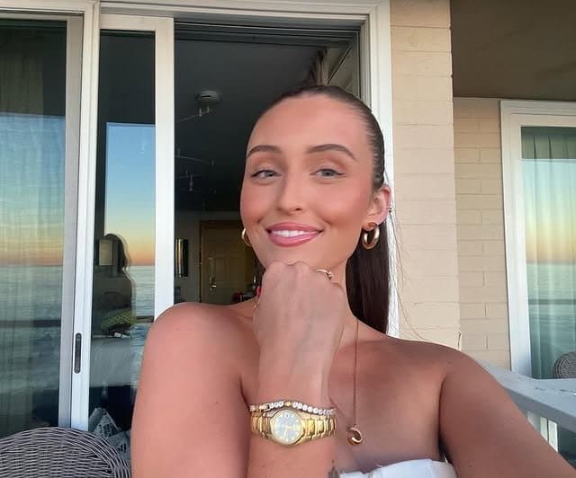 Sexy thicc webslut Callie