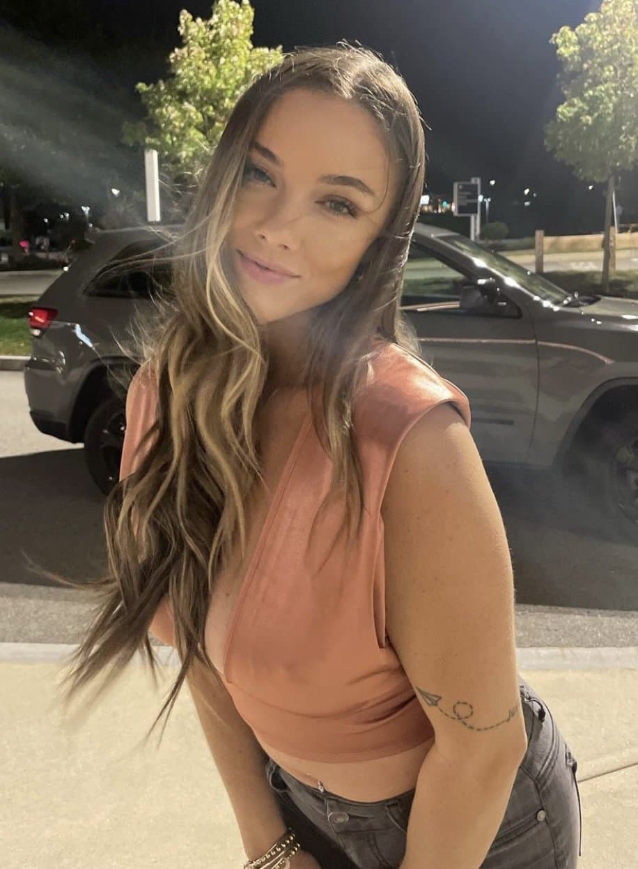 Click to view full size Big Tits Identical Triplets Websluts