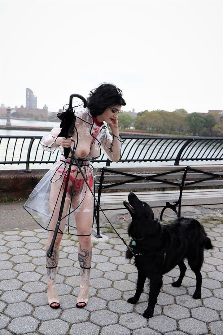 Frau Rosie Wilde (Frau Rosie Levine) nackt (1)