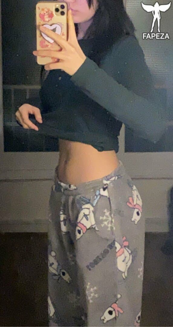 Asian Twitch streamer 6