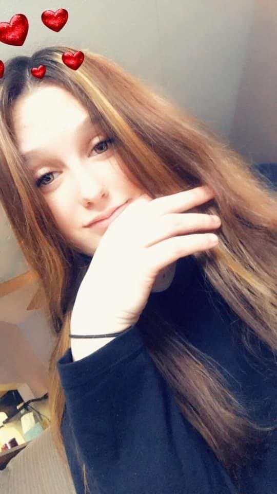 She invited me to her apartment every day so she could smoke meth a my big white cock in her pussy