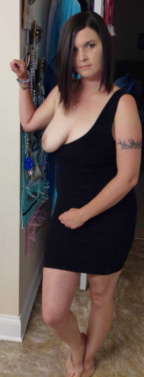 Milf Jen poses in her little black dress