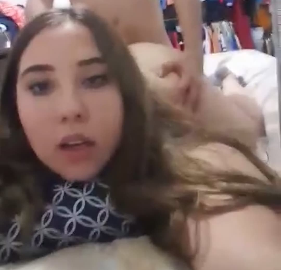 branquinha cavala linda e gostosa da bunda grande fudendo