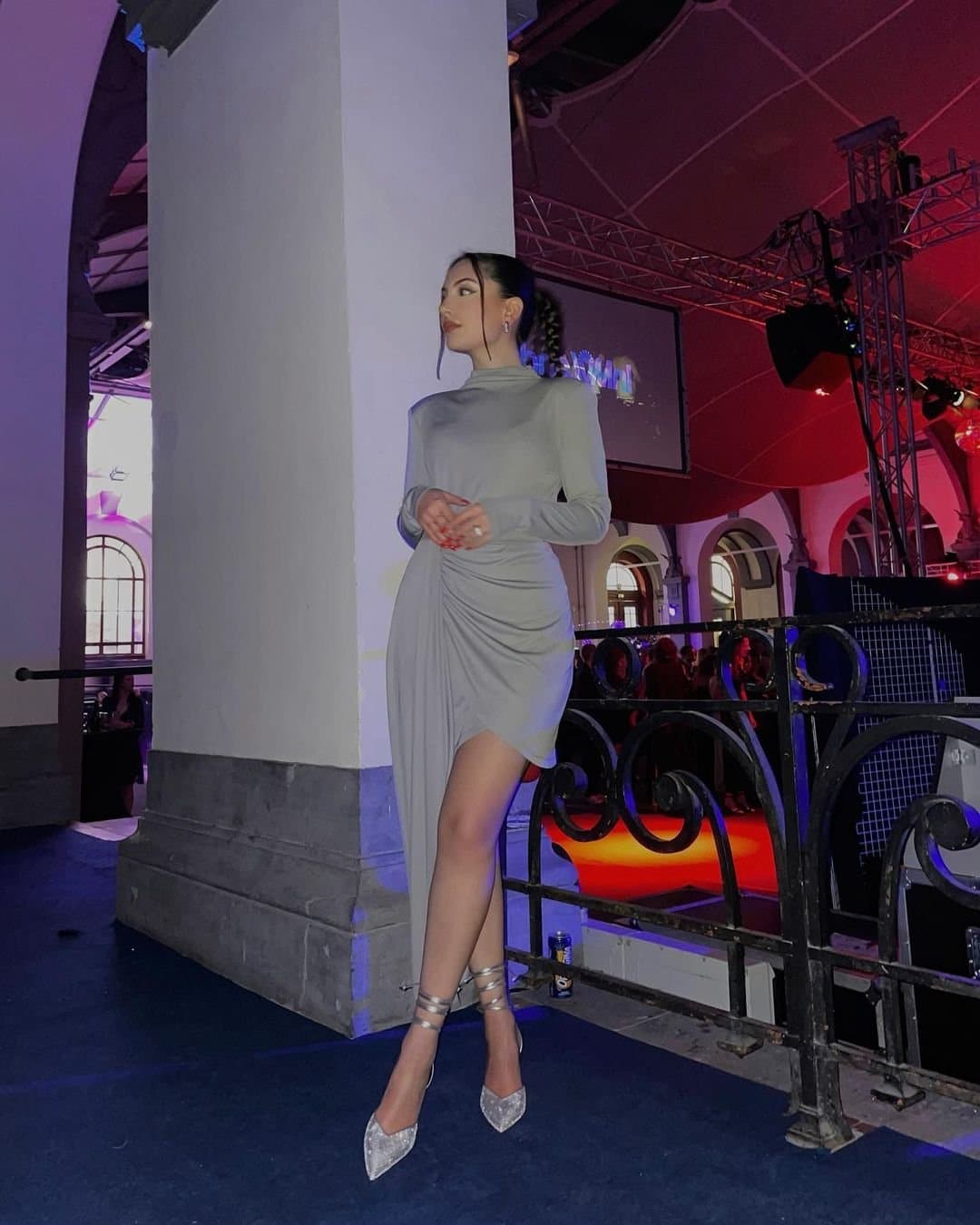 Hot feet branlette sur cette pute