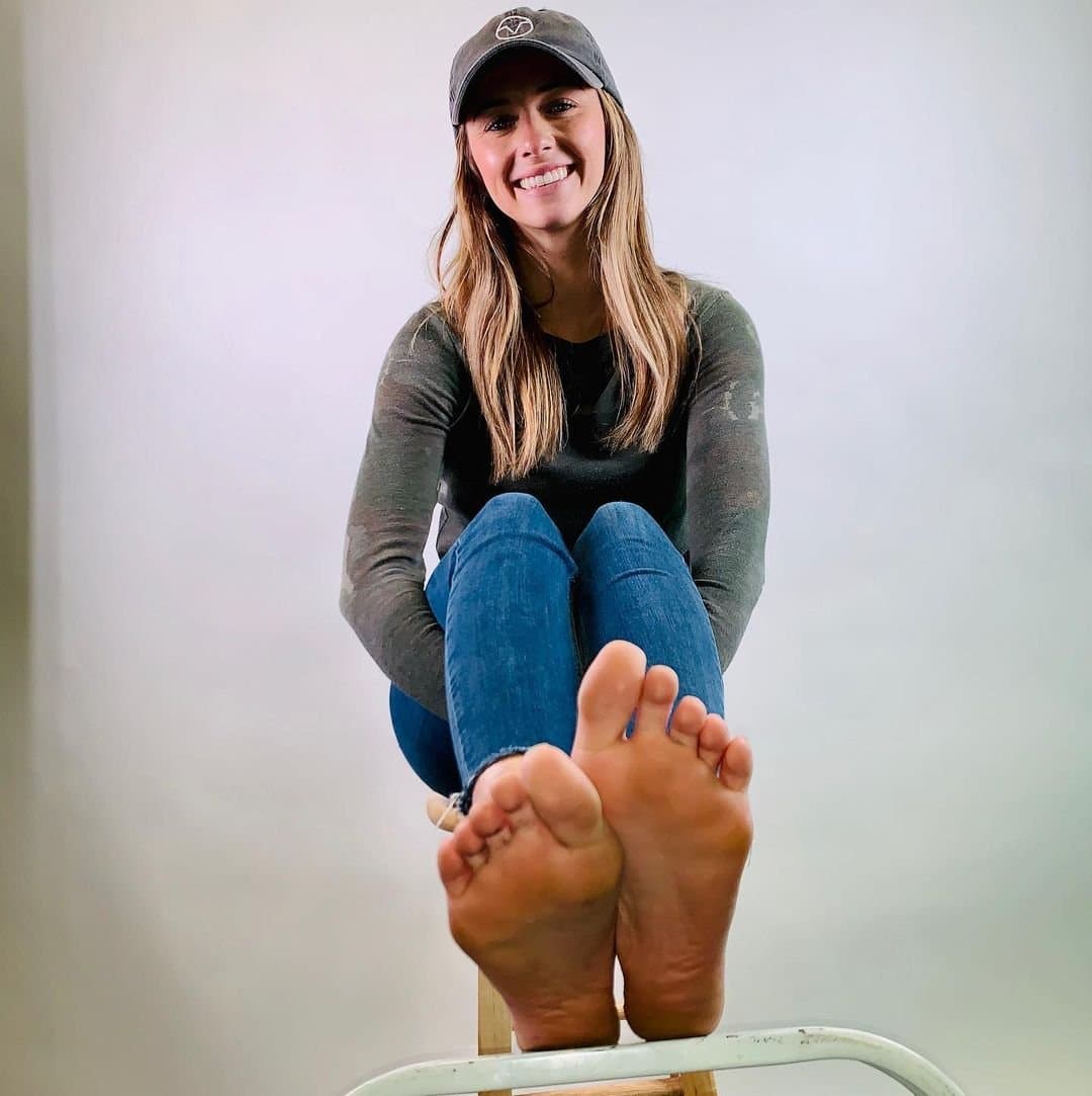 D€laney Ah€rn Feet pt.1