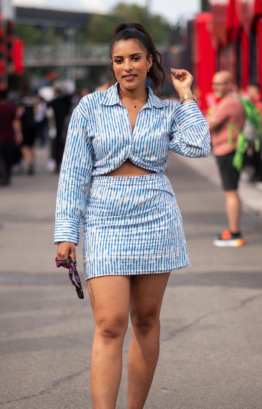 Ariana Bravo - F1 Reporter I beat off to