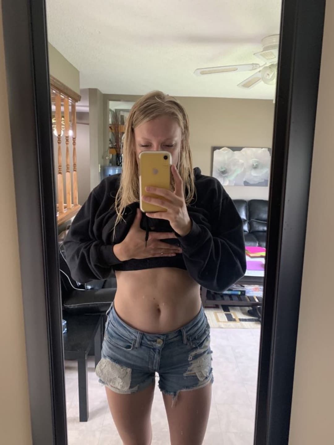 27yo MILF webslut Brooklyn E Albert Canada submitted herself!! To be famous and everywhere