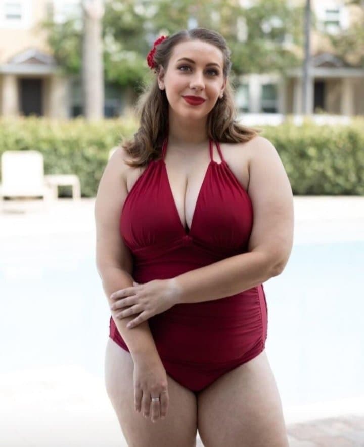 Click to view full size Dumb flat ass slut Rachel