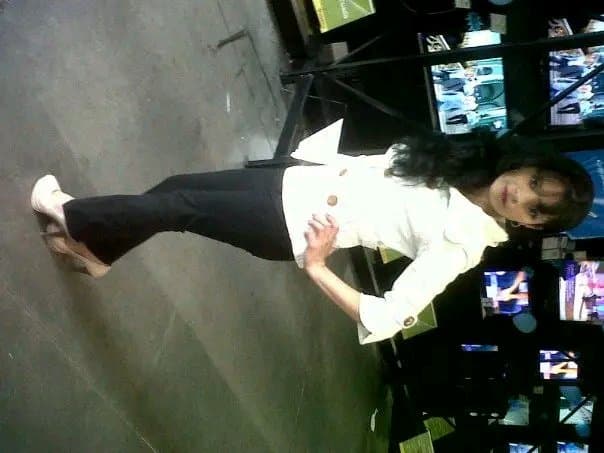 Vendedora mexicana sexi de Elektra