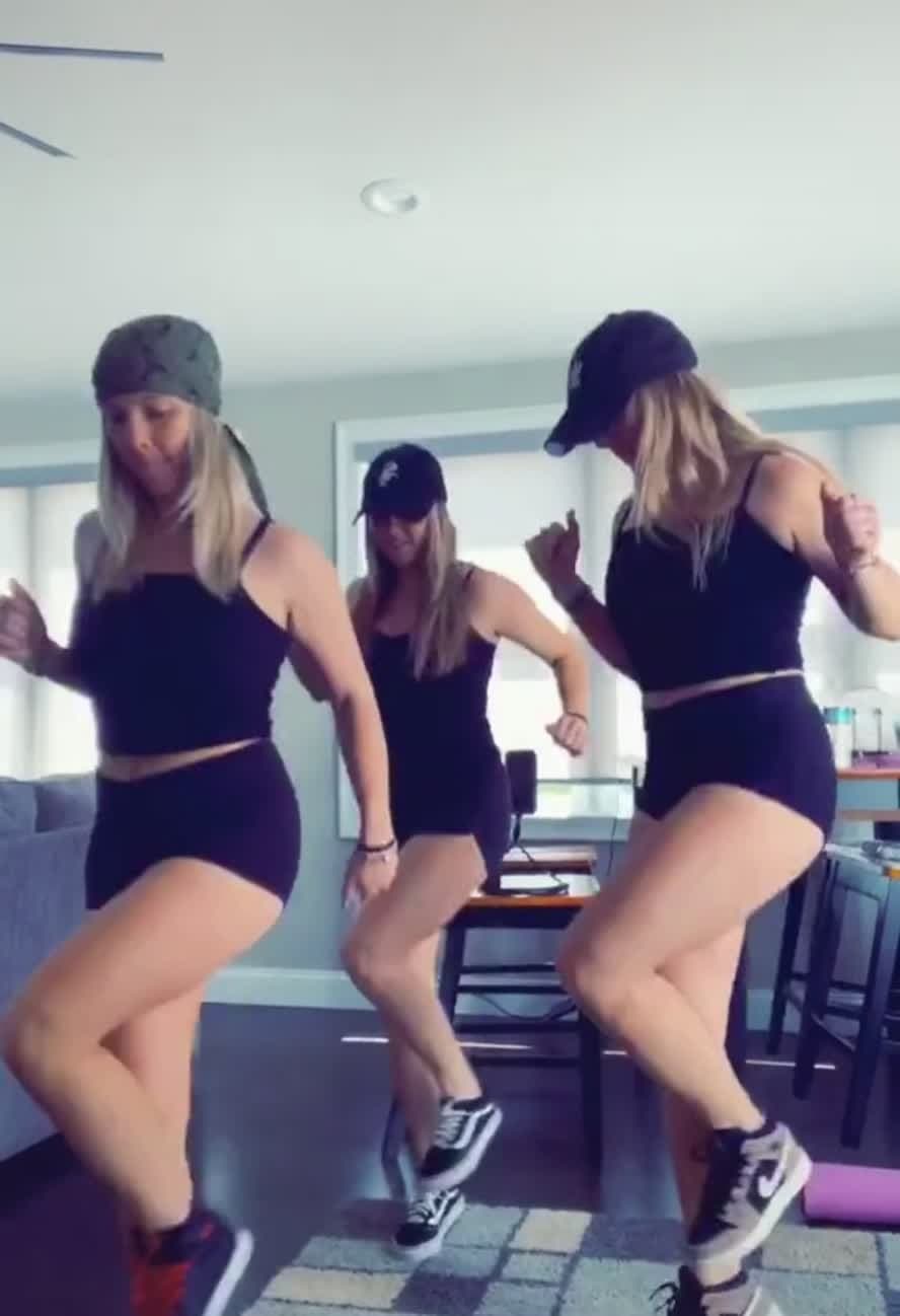 Big Tits Identical Triplets Websluts