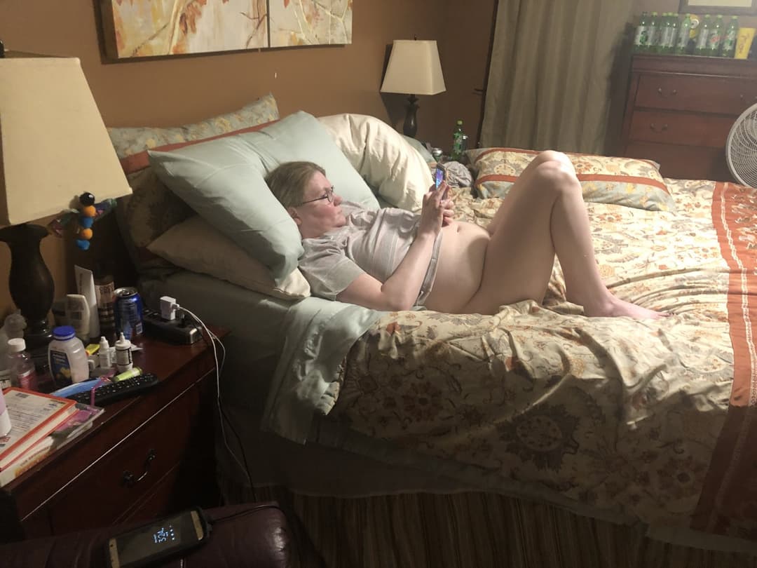 Sexy Big Tit Slut Mom Janna Foglia