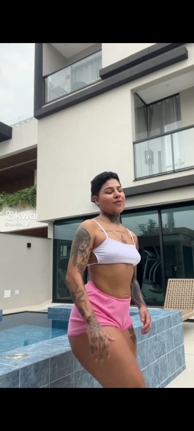 Torinha.Tô batendo muita punheta para essa mulher deliciosa