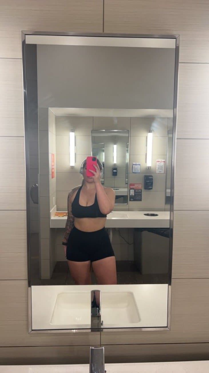 Thick Lightskin Desirea