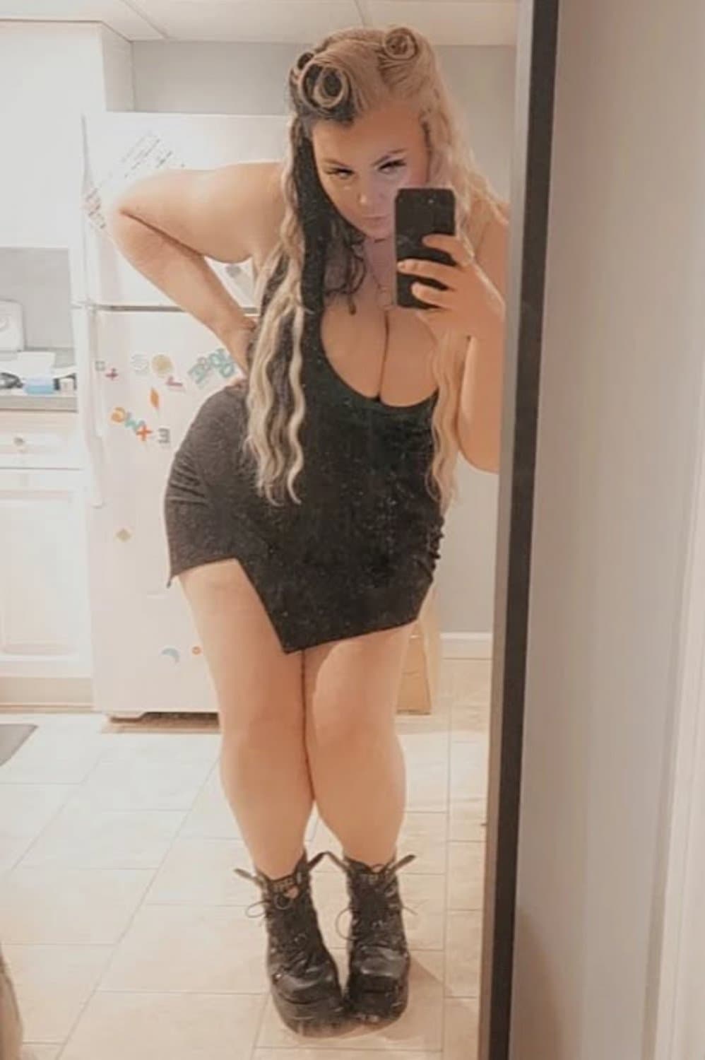 Goth slut Maud 29yo with very big boobs wants a cum shower. For same treatment my Kik in comments