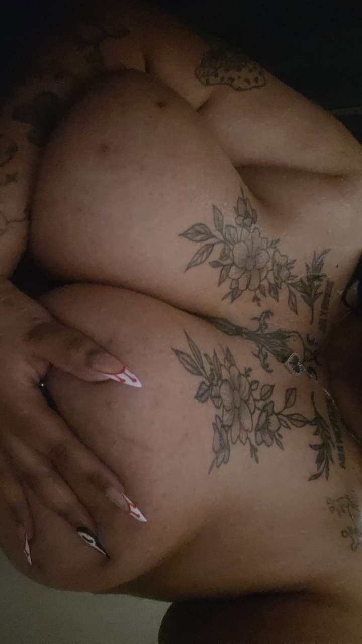 Sexy Bbw Latina step sister accidentally sends me nudes