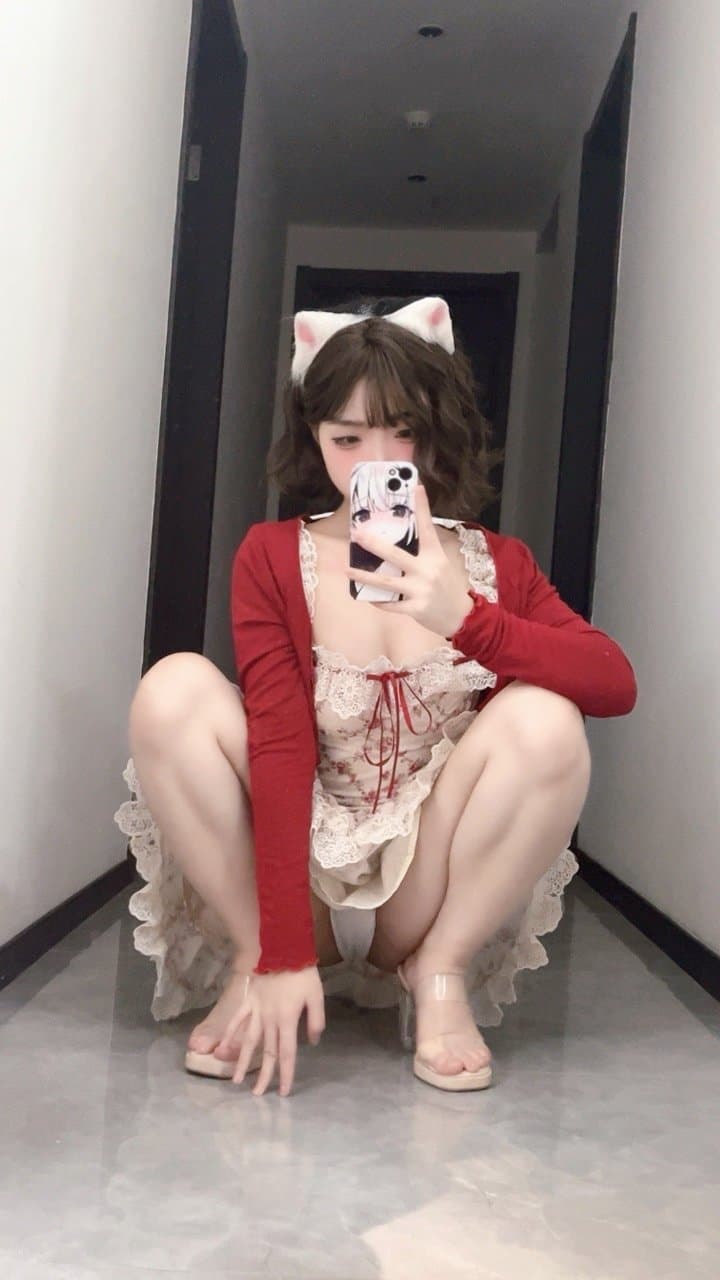 Click to view full size Cosplay-Bangni-Limited-girlfriend-MissKON.com-001