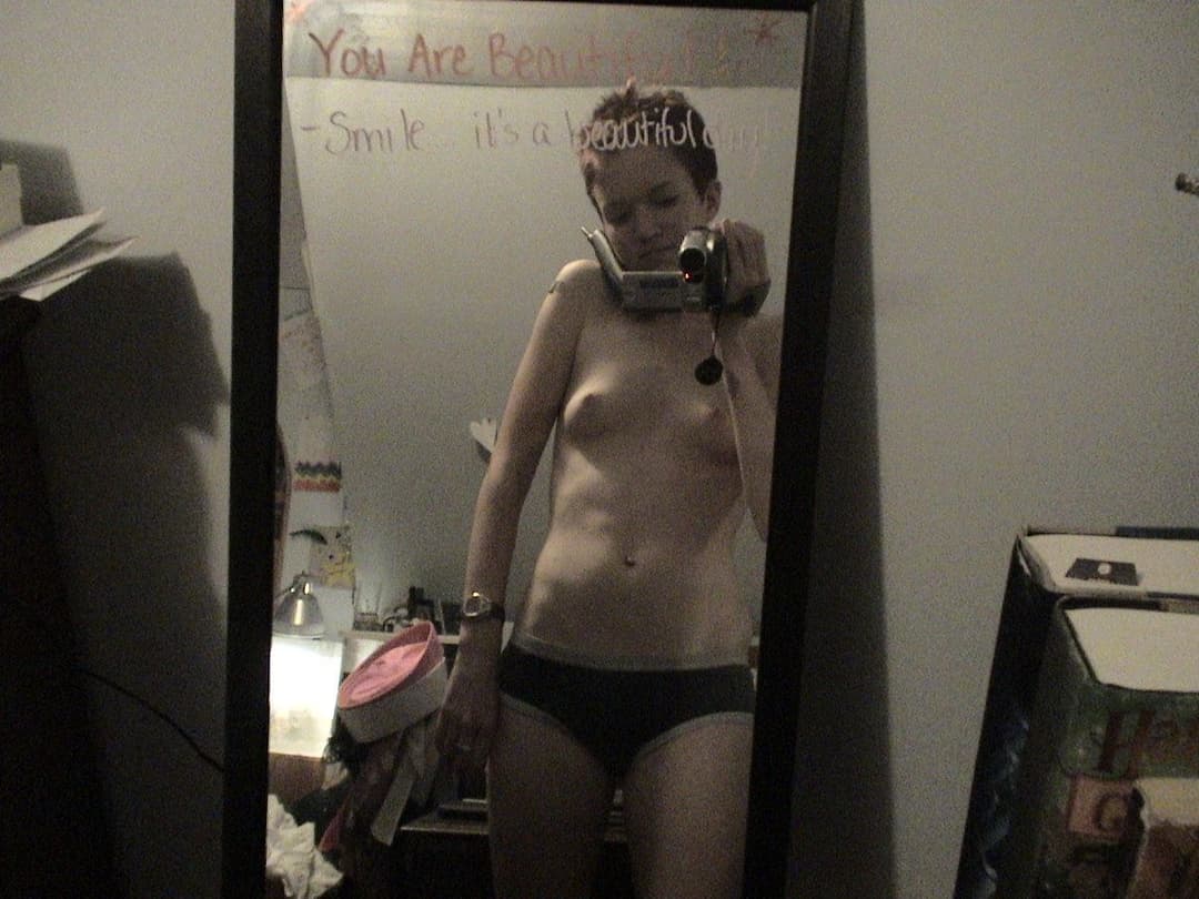 Even dykes need that expo ?