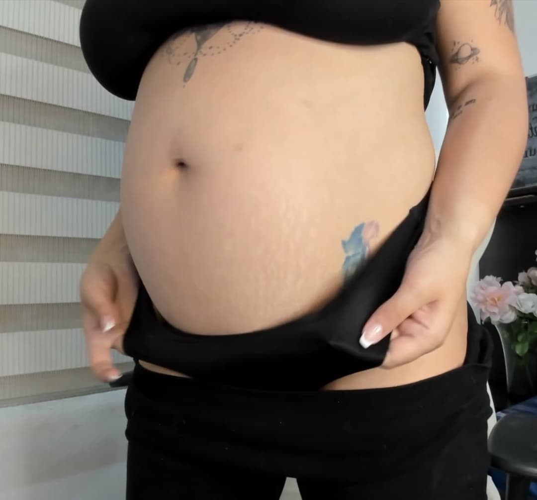 Click to view full size Pregnant Camwhores Pt. 8