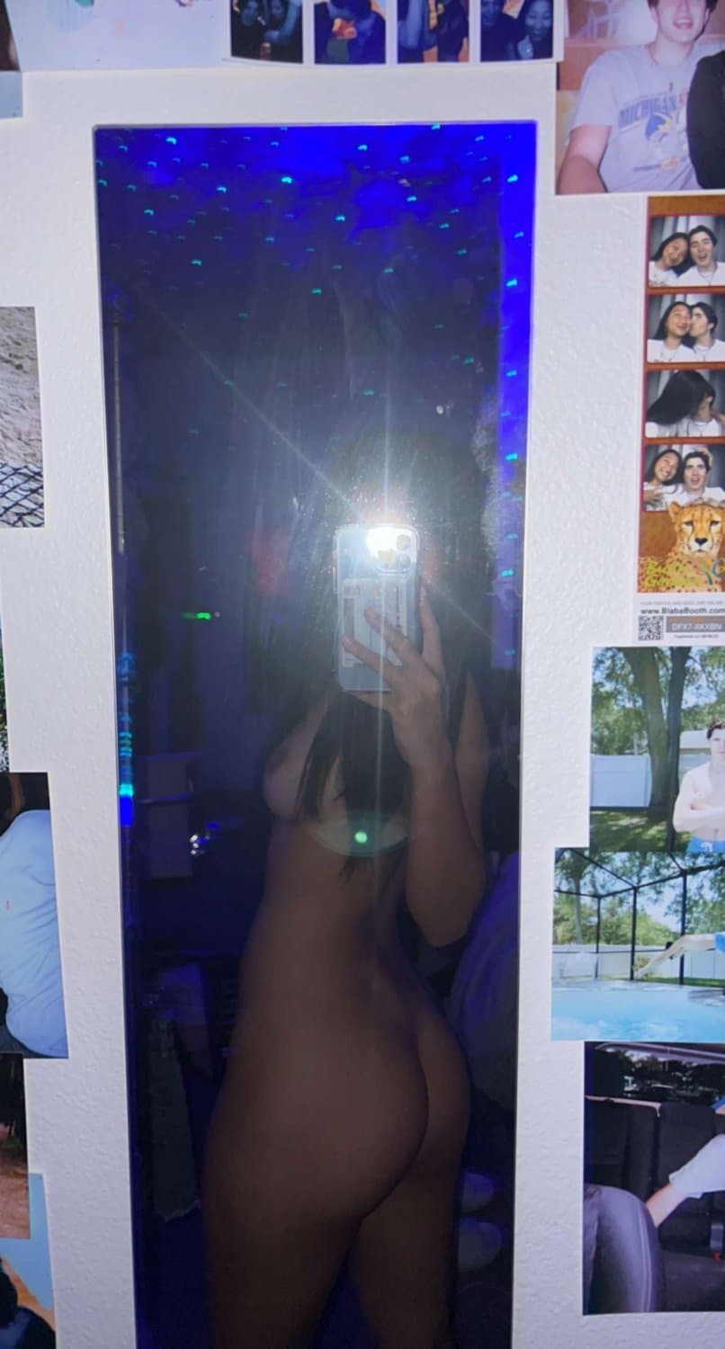 amateur asian girlfriend sucks and fucks boyfriend all day