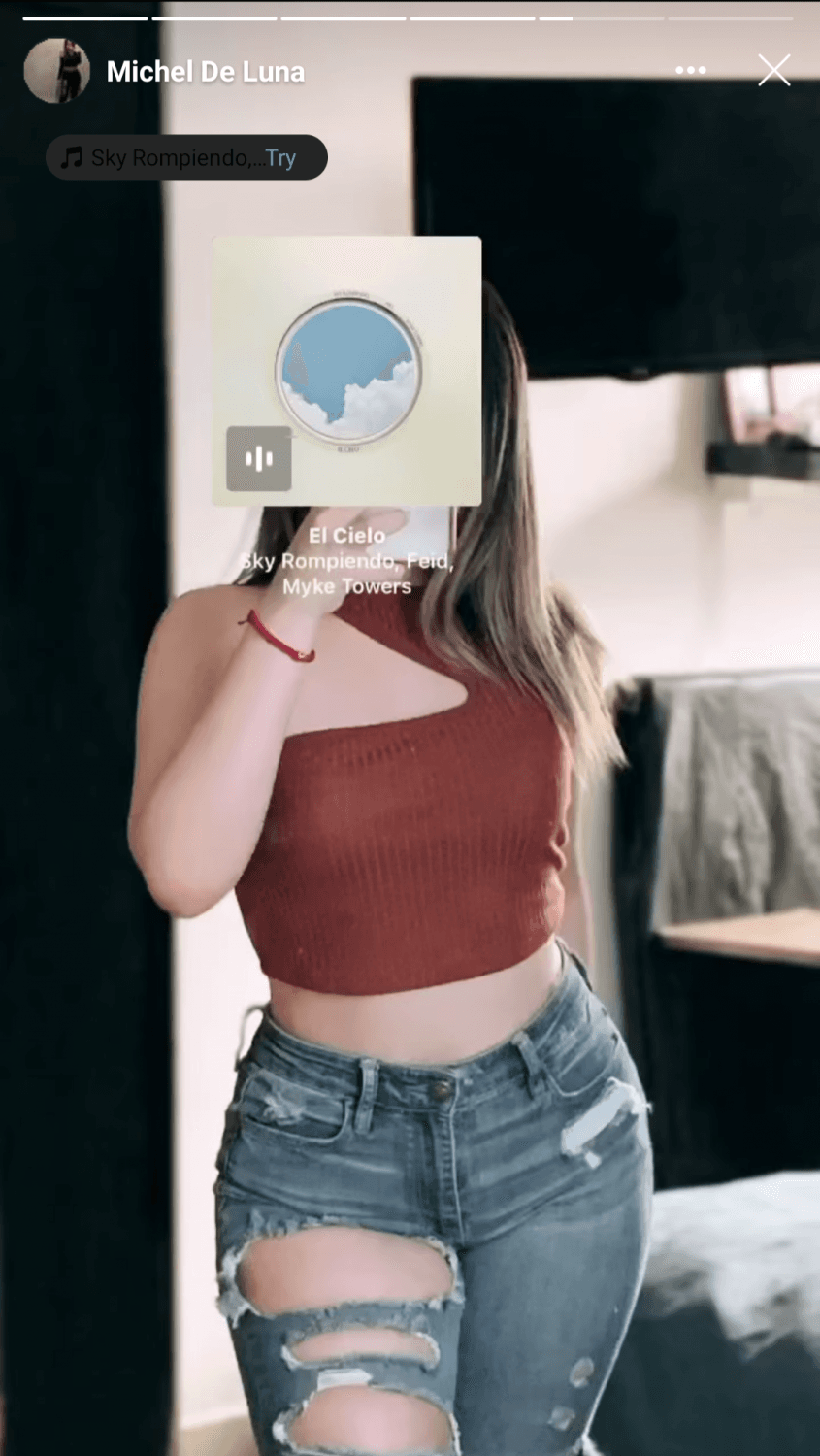 Hot latina guerita mexicana Michel de luna