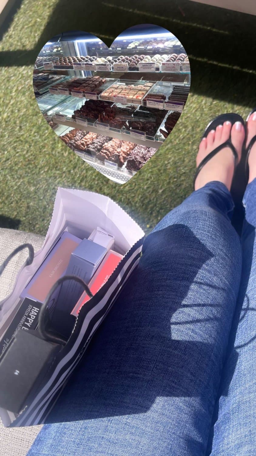 I want to impregnate my ex gf sister Jessi Kuntzelman @jessimariek shoe so sexy and has perfect feet