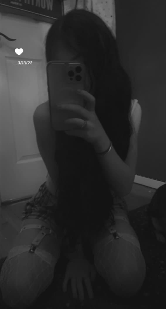 College sluts pale bare ass cheeks