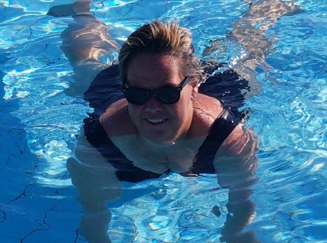 Mein Leben ist ein hin und her mal siegt der Kopf mal regiert die Fotze...Beate Ilgen