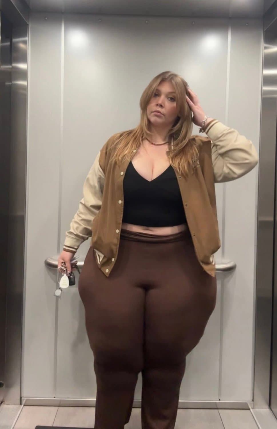 Click to view full size MASSIVE HUGE ASS SSBBW