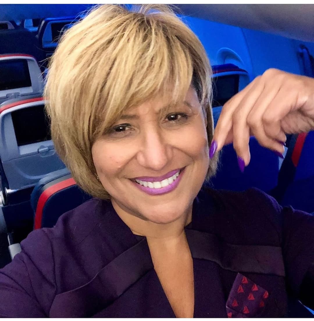 Thick Gilf flight attendant 2