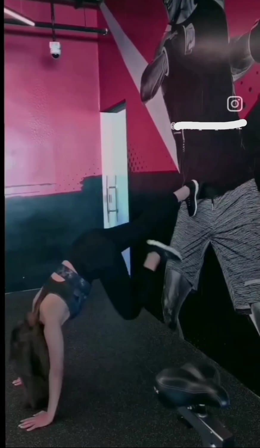 Sexy Arab Muslim slutty coach with a perfectly shaped big ass