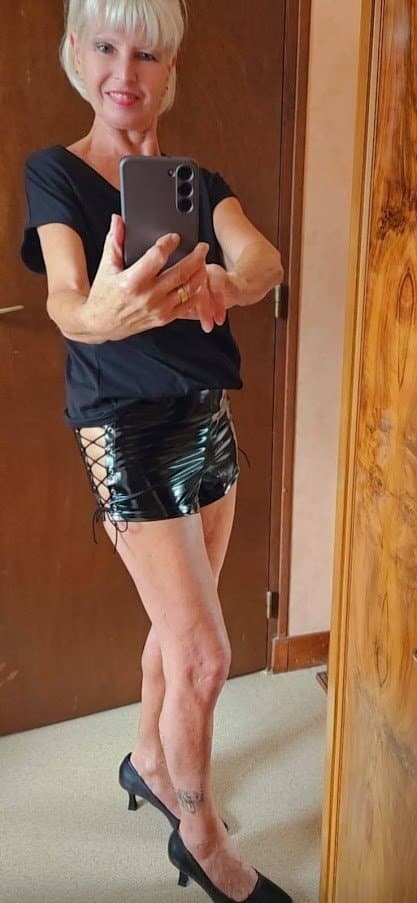 Click to view full size BLONDE A BLACKS