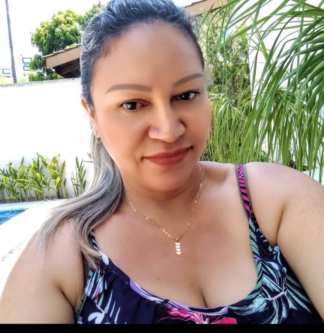 Vizinha gostosa ♠️?