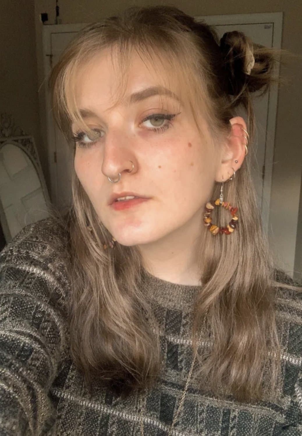 stoner chick Kristen shows off her best assets