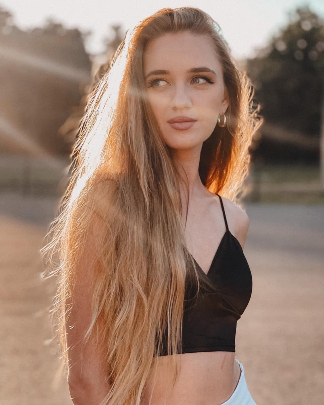 Russian Blond Whore Alina Barkun