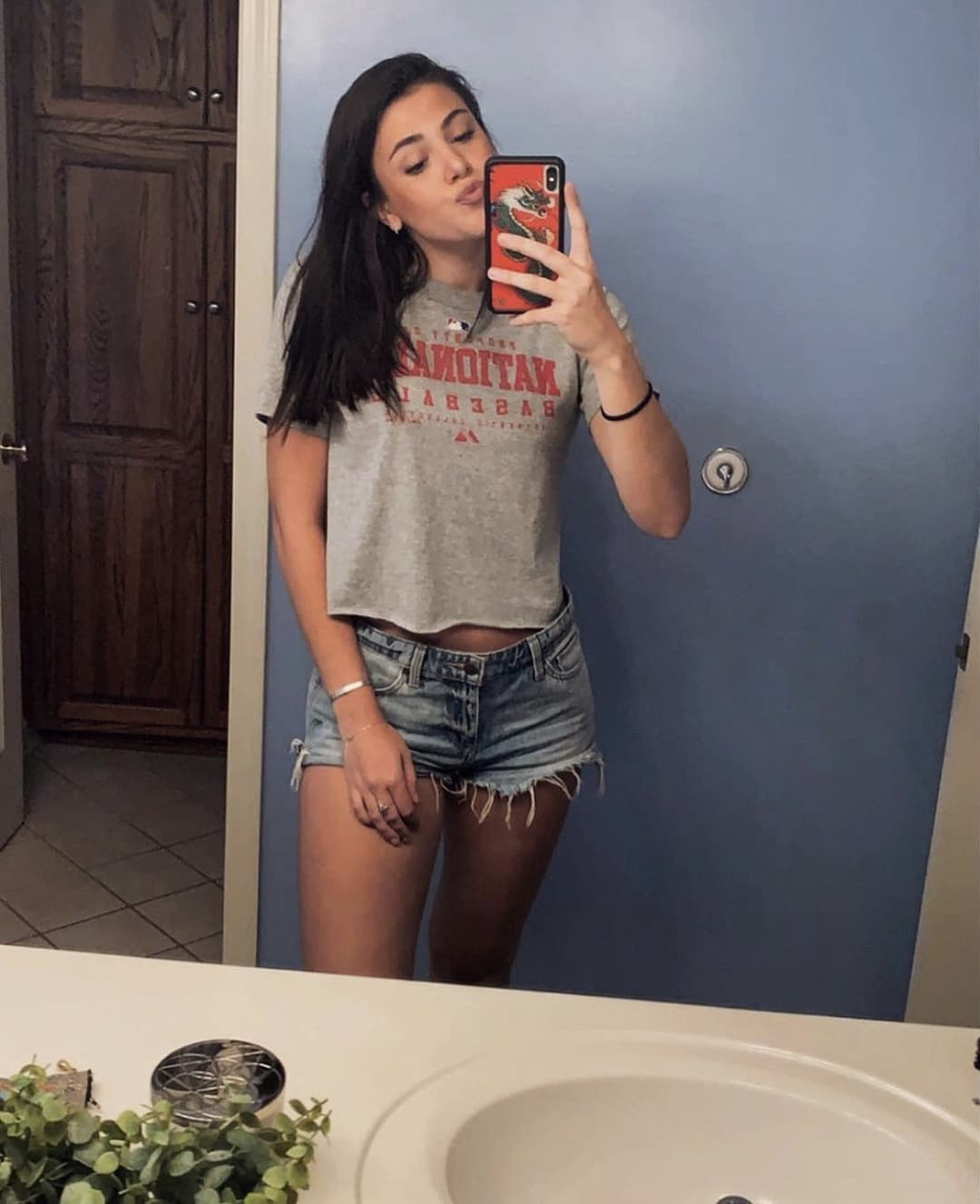 Leaked college Hottie cheerleader Railey the slut white