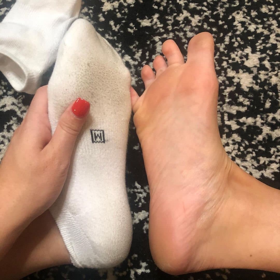 D€laney Ah€rn Feet pt.1