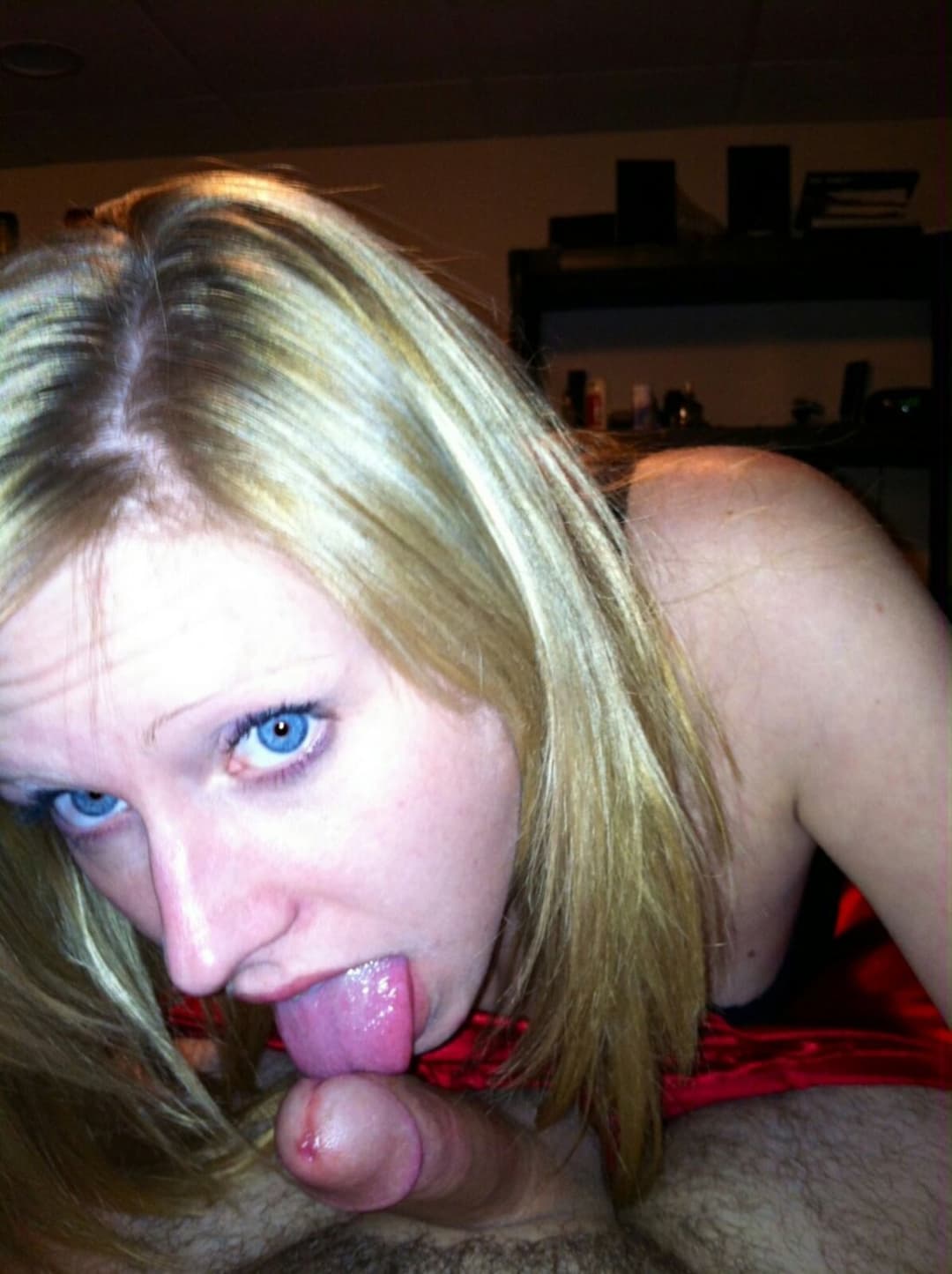Click to view full size Webslut renowned Stacie R., forever wank fodder on the ?..??