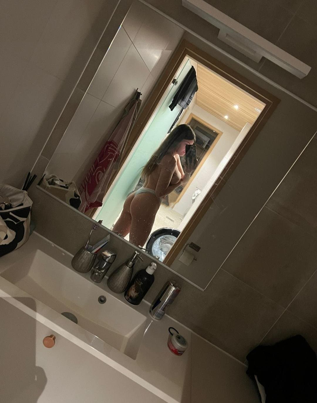 Finnish teen and her instagram