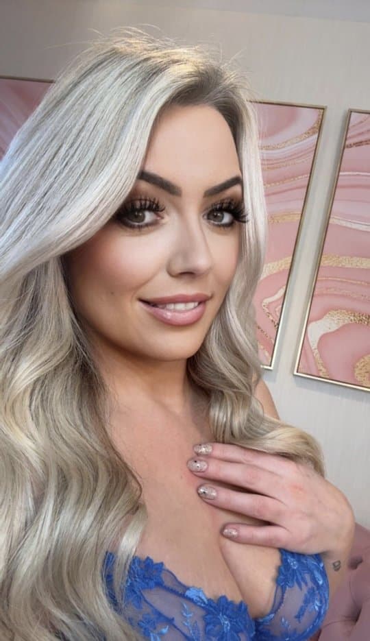 Hot milfs spicy pics leaked