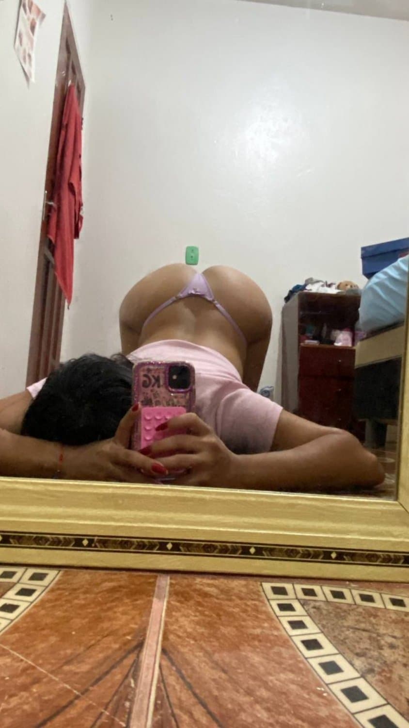 MORENA CULONA! MUY PUTA???