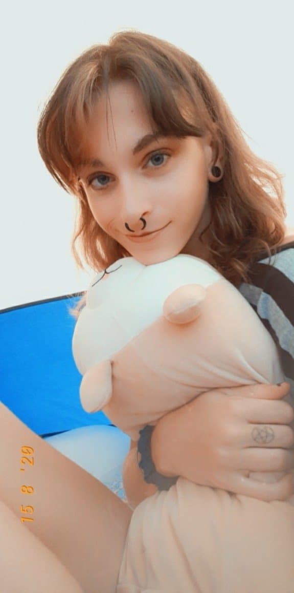 Cute skinny trans girl jerks off, finger herself, and fucks her boyfriend (PR1M3P4N53XU4L)