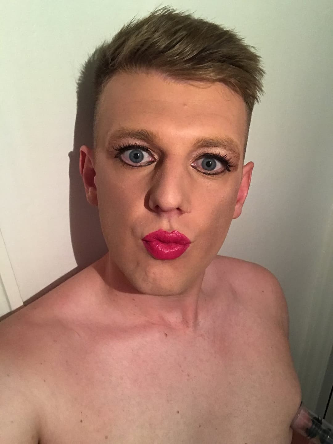 Sissy Kayleigh aka cal muir newcastle