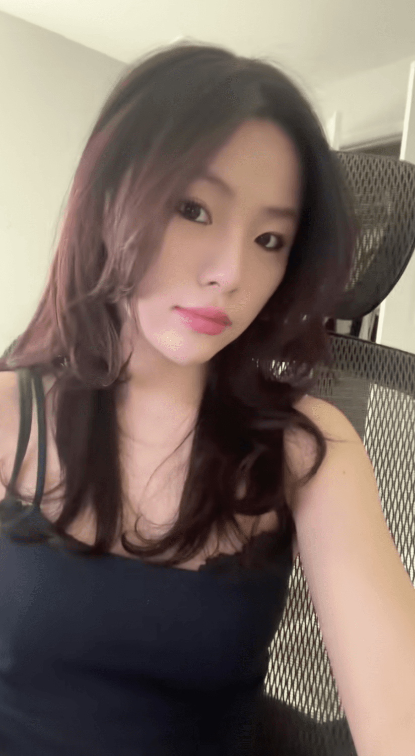 Squirting Asian ABG Fucks Herself with Massive Dildo - Asian Amateur Solo Masterbation Squirt