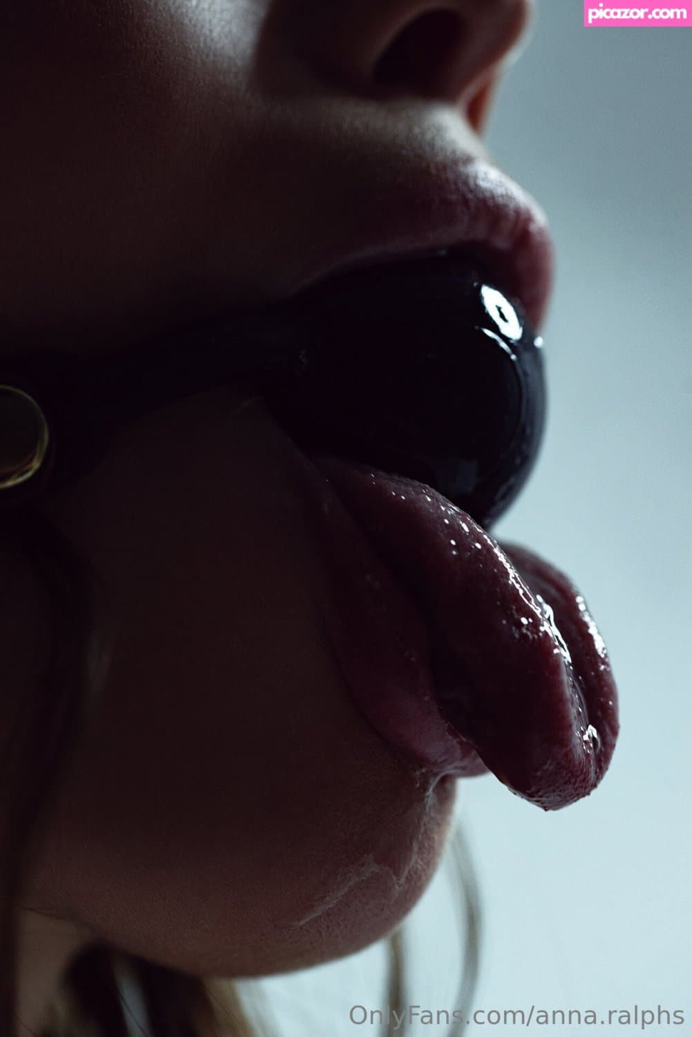 Click to view full size Angelical blue eyes brunette pt 3