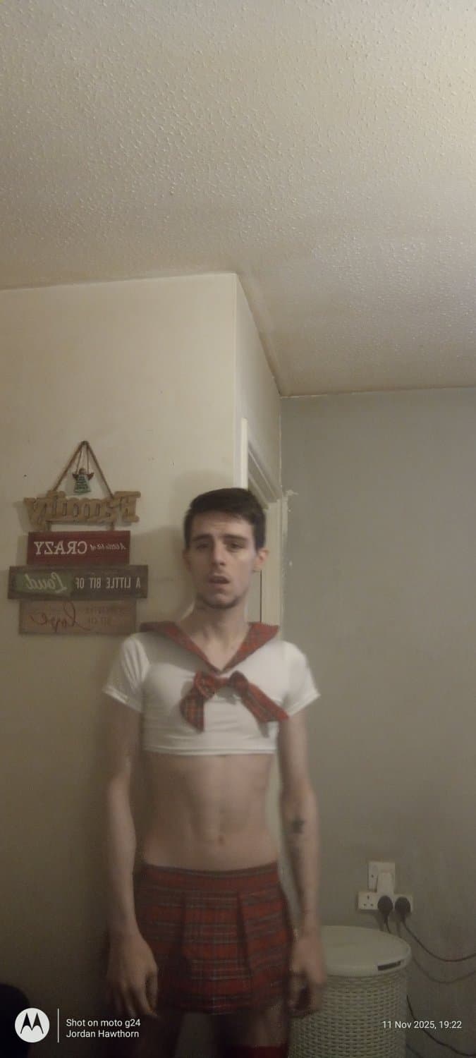 Jordan hawthorn school uniform photo shoot